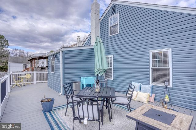 27 LAUREL AVE, Newark, DE 19711