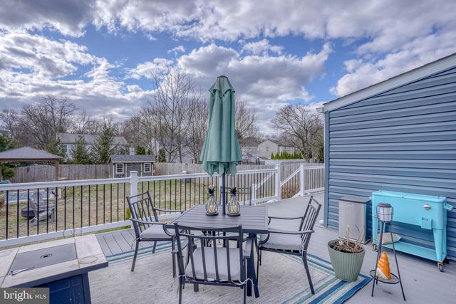 27 LAUREL AVE, Newark, DE 19711