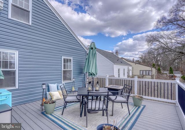 27 LAUREL AVE, Newark, DE 19711