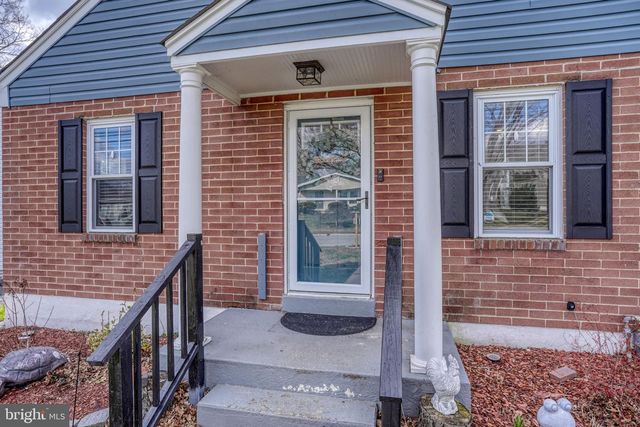 27 LAUREL AVE, Newark, DE 19711