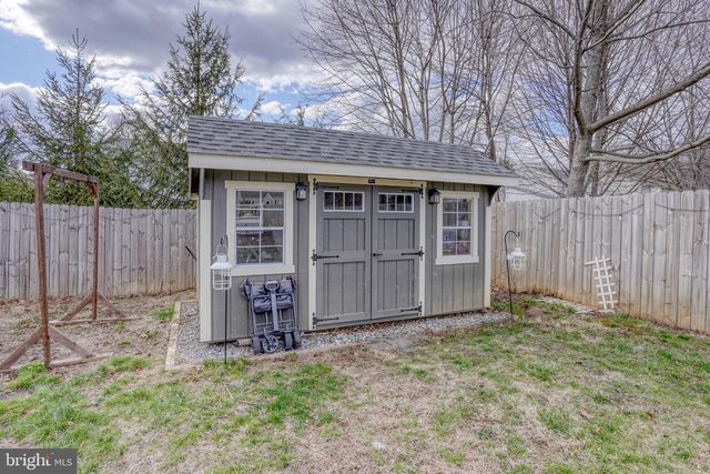 27 LAUREL AVE, Newark, DE 19711