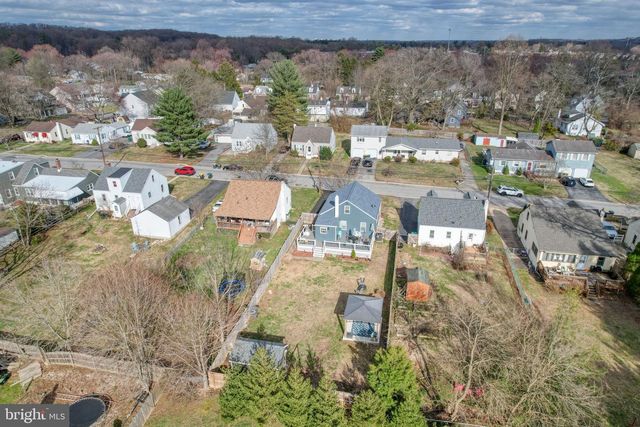 27 LAUREL AVE, Newark, DE 19711