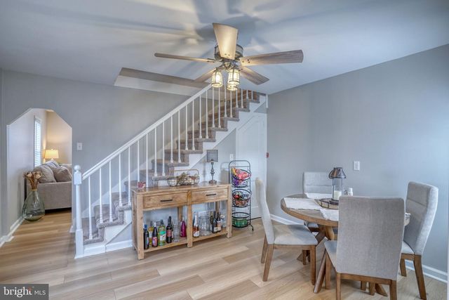 27 LAUREL AVE, Newark, DE 19711