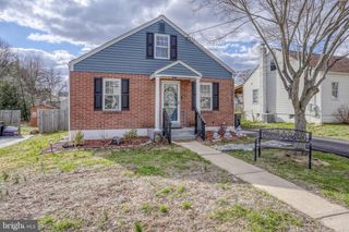 27 LAUREL AVE, Newark, DE 19711
