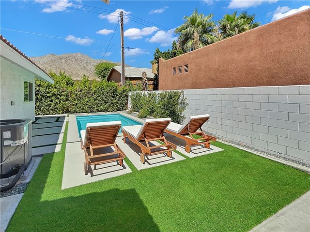54905 Avenida Diaz, La Quinta, CA 92253