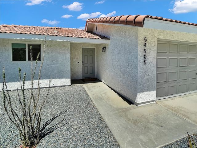 54905 Avenida Diaz, La Quinta, CA 92253