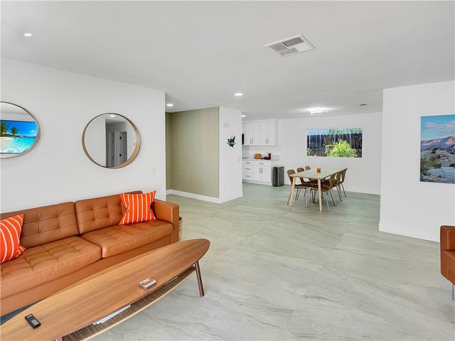 54905 Avenida Diaz, La Quinta, CA 92253