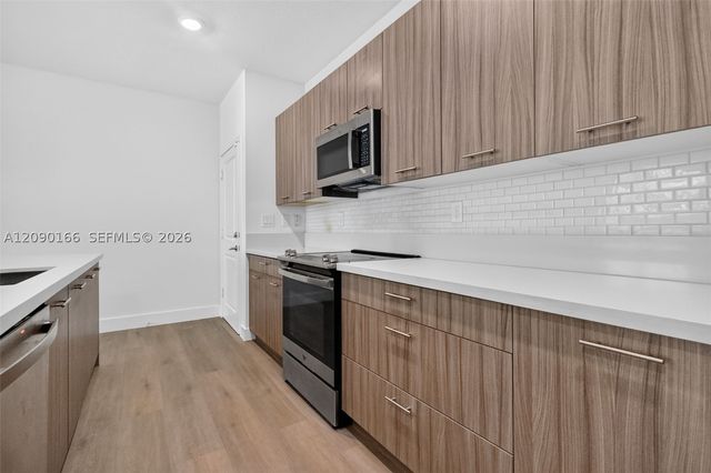4540 NW 83rd Path, Doral, FL 33166