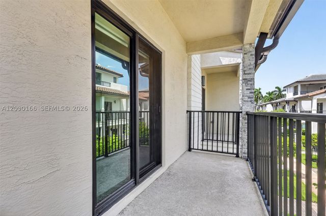 4540 NW 83rd Path, Doral, FL 33166