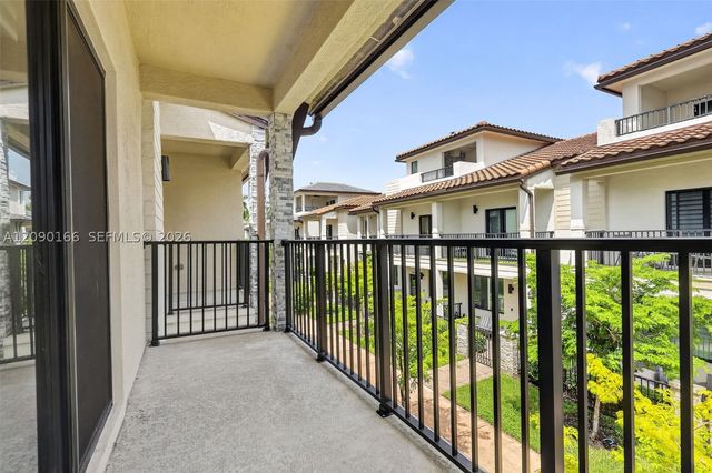 4540 NW 83rd Path, Doral, FL 33166
