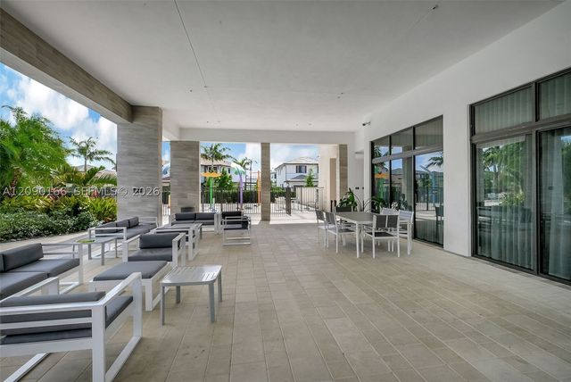 4540 NW 83rd Path, Doral, FL 33166