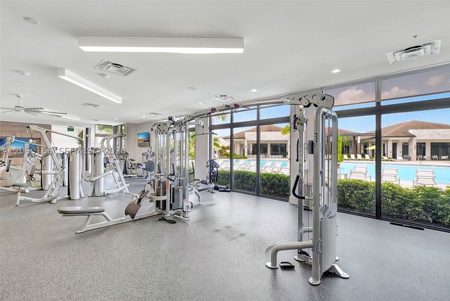 4540 NW 83rd Path, Doral, FL 33166