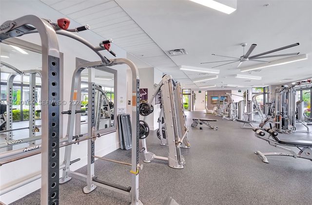 4540 NW 83rd Path, Doral, FL 33166