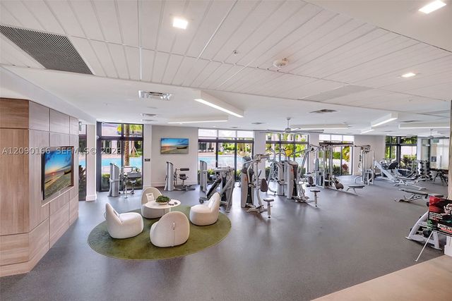 4540 NW 83rd Path, Doral, FL 33166