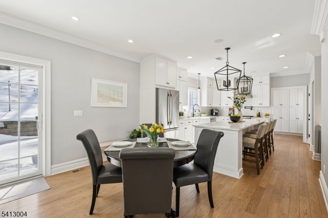 316 Orenda Cir, Westfield Town, NJ 07090