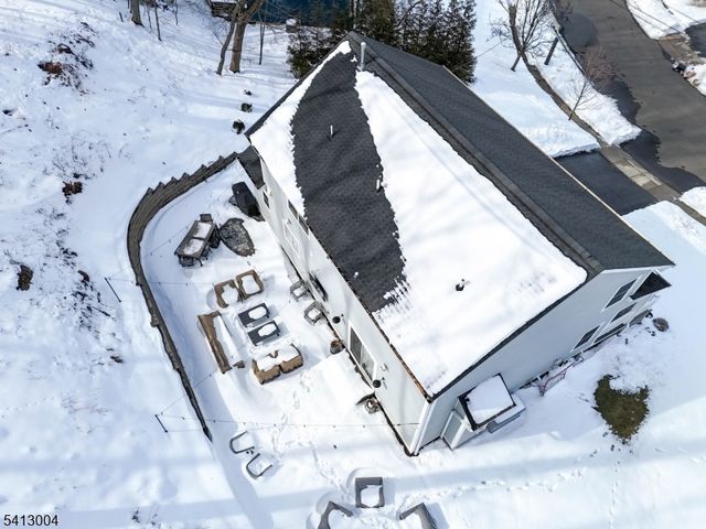 316 Orenda Cir, Westfield Town, NJ 07090