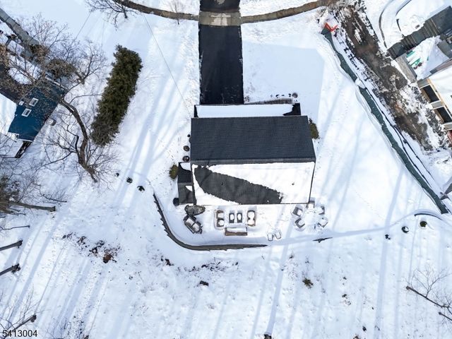 316 Orenda Cir, Westfield Town, NJ 07090