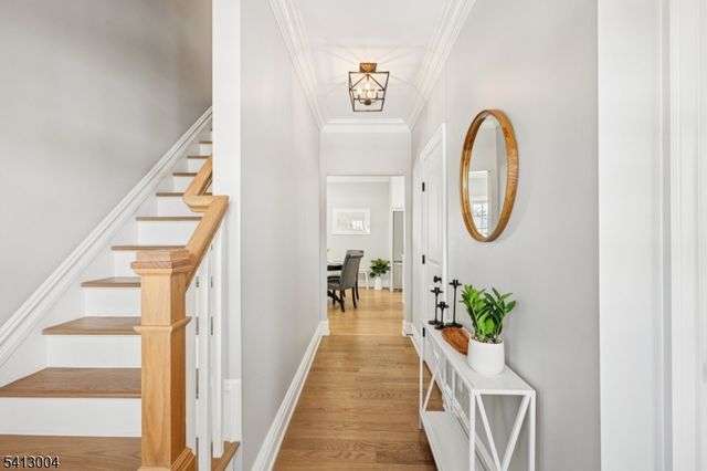 316 Orenda Cir, Westfield Town, NJ 07090