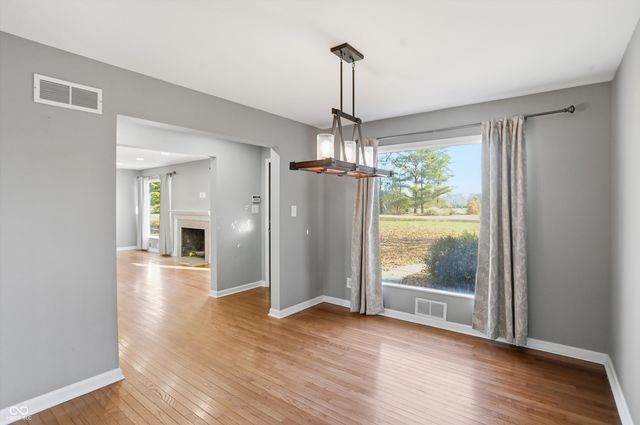 7026 Spring Mill Road, Indianapolis, IN 46260