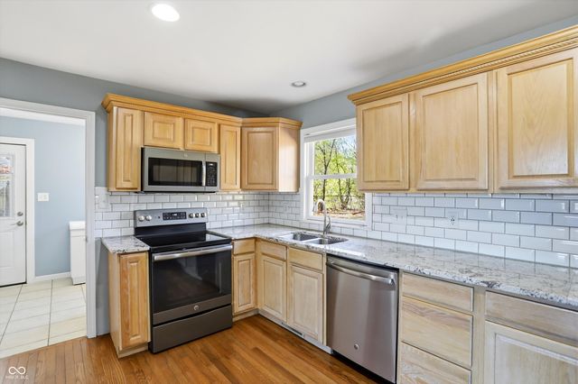 7026 Spring Mill Road, Indianapolis, IN 46260