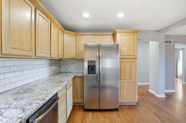 7026 Spring Mill Road, Indianapolis, IN 46260