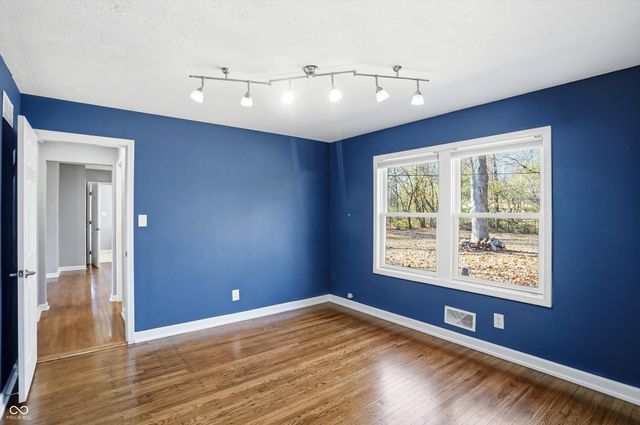 7026 Spring Mill Road, Indianapolis, IN 46260