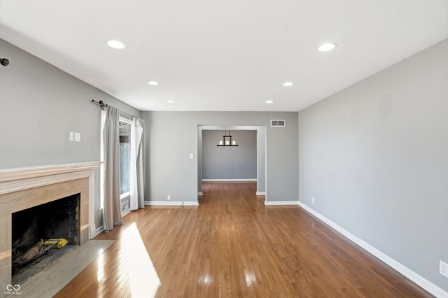 7026 Spring Mill Road, Indianapolis, IN 46260