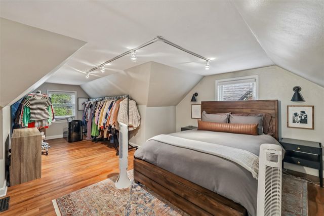 6702 Forest Court, Windsor Heights, IA 50324