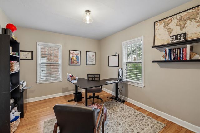 6702 Forest Court, Windsor Heights, IA 50324