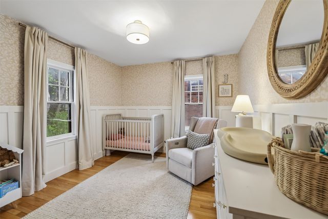 6702 Forest Court, Windsor Heights, IA 50324