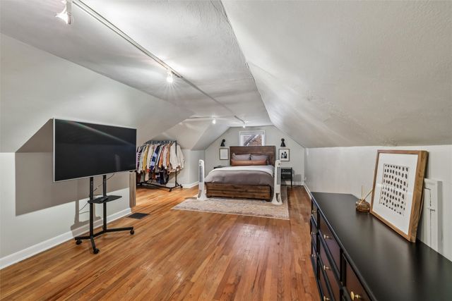 6702 Forest Court, Windsor Heights, IA 50324