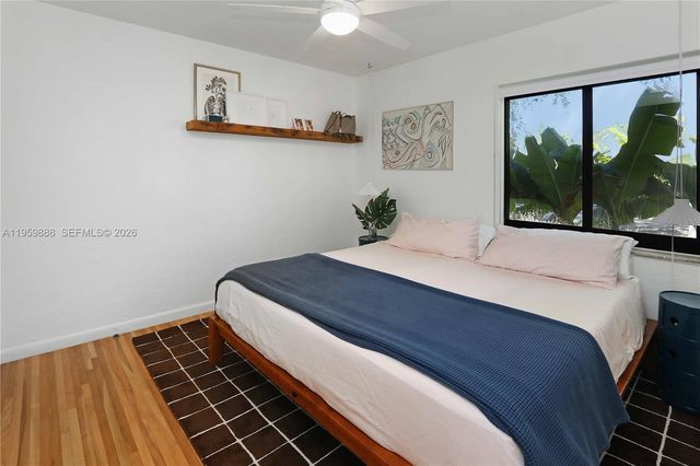 1516 Mayo St, Hollywood, FL 33020