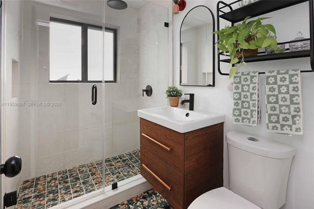 1516 Mayo St, Hollywood, FL 33020