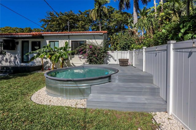 1516 Mayo St, Hollywood, FL 33020