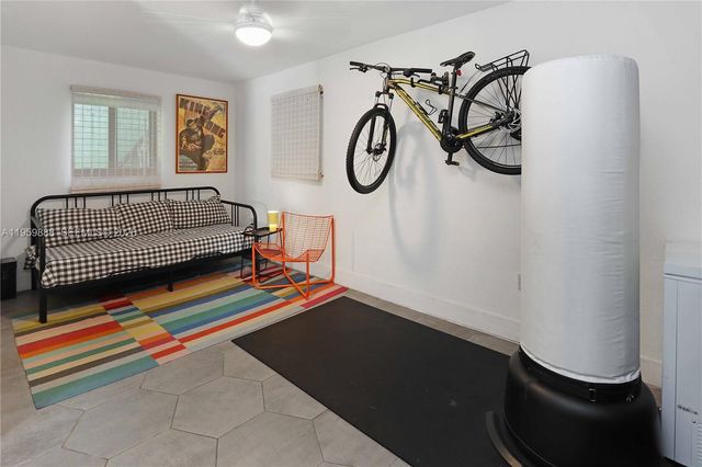 1516 Mayo St, Hollywood, FL 33020