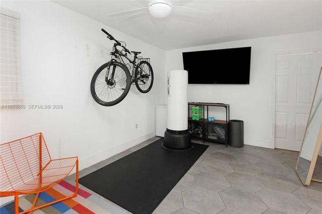 1516 Mayo St, Hollywood, FL 33020