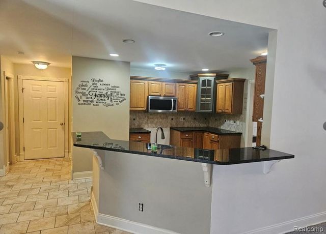 219 Primrose Lane, Flushing, MI 48433