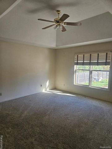 219 Primrose Lane, Flushing, MI 48433