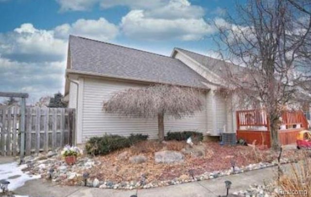 219 Primrose Lane, Flushing, MI 48433