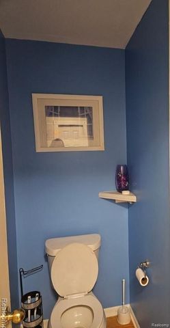 219 Primrose Lane, Flushing, MI 48433