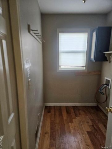 219 Primrose Lane, Flushing, MI 48433