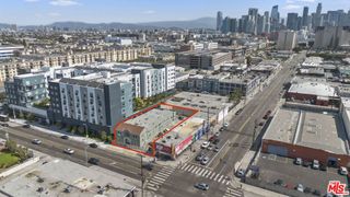 225 W Adams Boulevard, Los Angeles, CA 90007