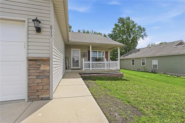 813 Emerson Drive, Belton, MO 64012
