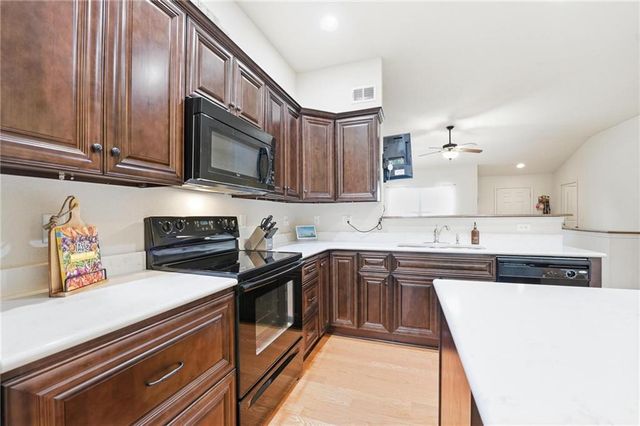 813 Emerson Drive, Belton, MO 64012