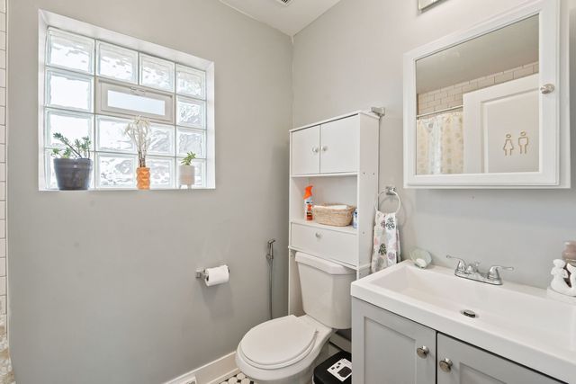 4656 25th Avenue, Schiller Park, IL 60176