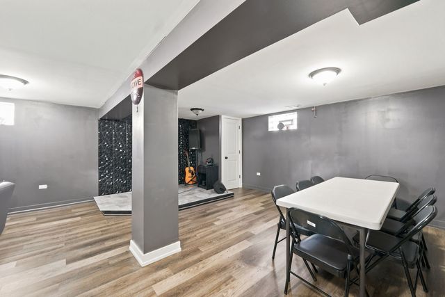 4656 25th Avenue, Schiller Park, IL 60176