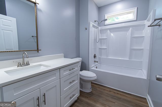 567 M L King Jr Drive, Jefferson, GA 30549