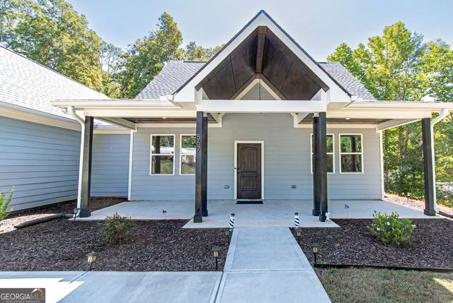 567 M L King Jr Drive, Jefferson, GA 30549