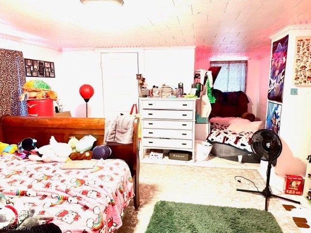 70090 Main Street, St Clairsville, OH 43950