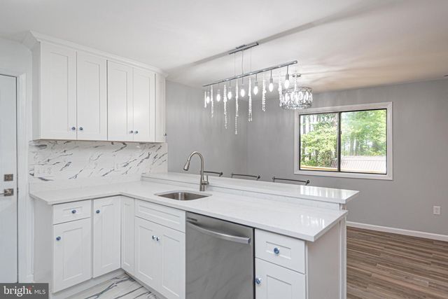 6 WEEPING WILLOW CT, Ocean Pines, MD 21811